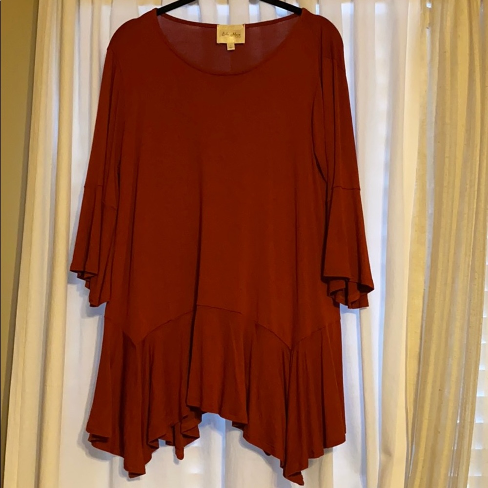 Ella Mara | Bell sleeved top